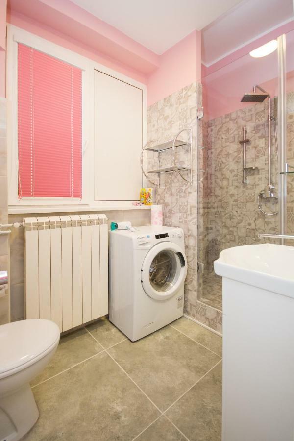 Romance Belgrado Exterior foto